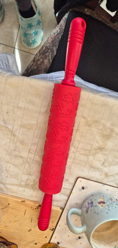 Red silicone embossing rolling - red,